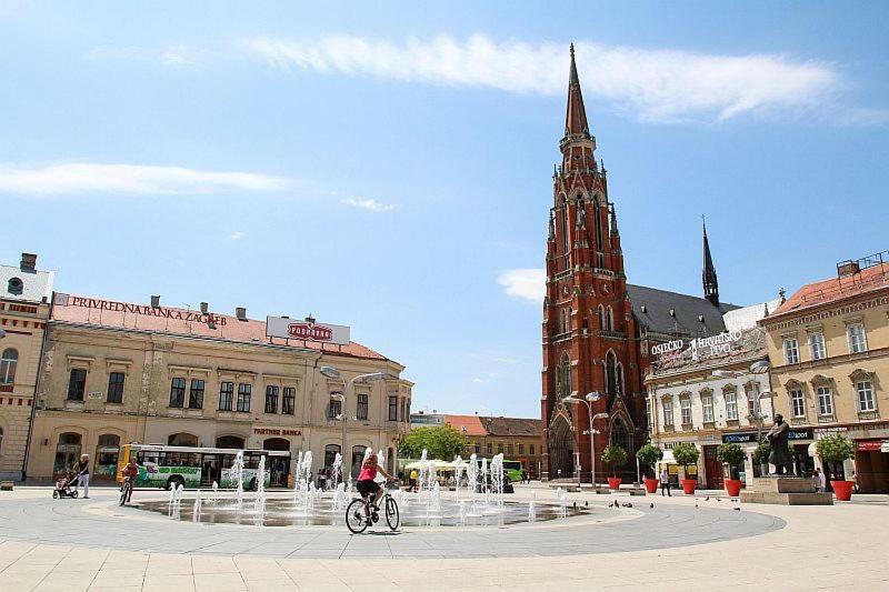 Ferienwohnung Premium Osijek Exterior foto